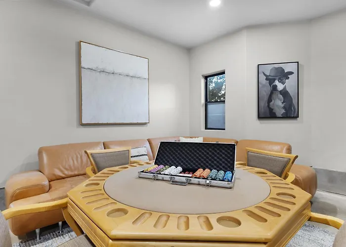 Mammoth Rock Splendor Family Home-close To Town, Huge & Game Sedona