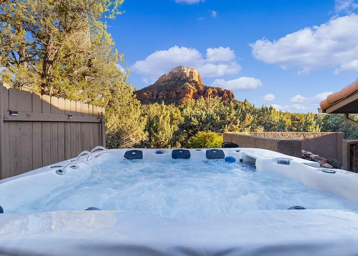 Mammoth Rock Splendor Family Home-close To Town, Huge & Game