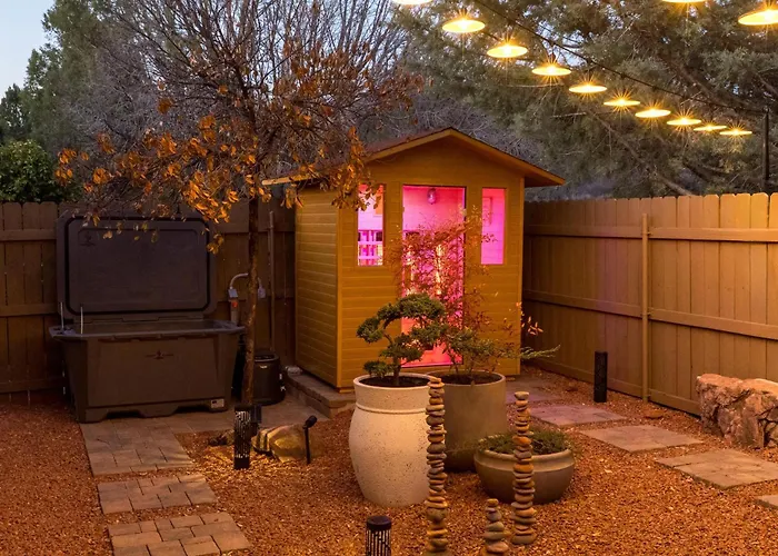 Mammoth Rock Splendor Family Home-close To Town, Huge & Game Holiday home Sedona
