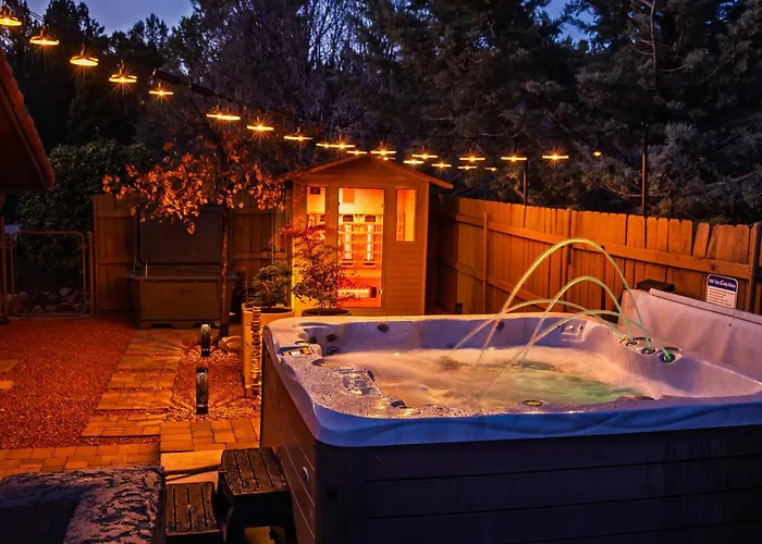 Mammoth Rock Splendor Family Home-close To Town, Huge & Game Sedona